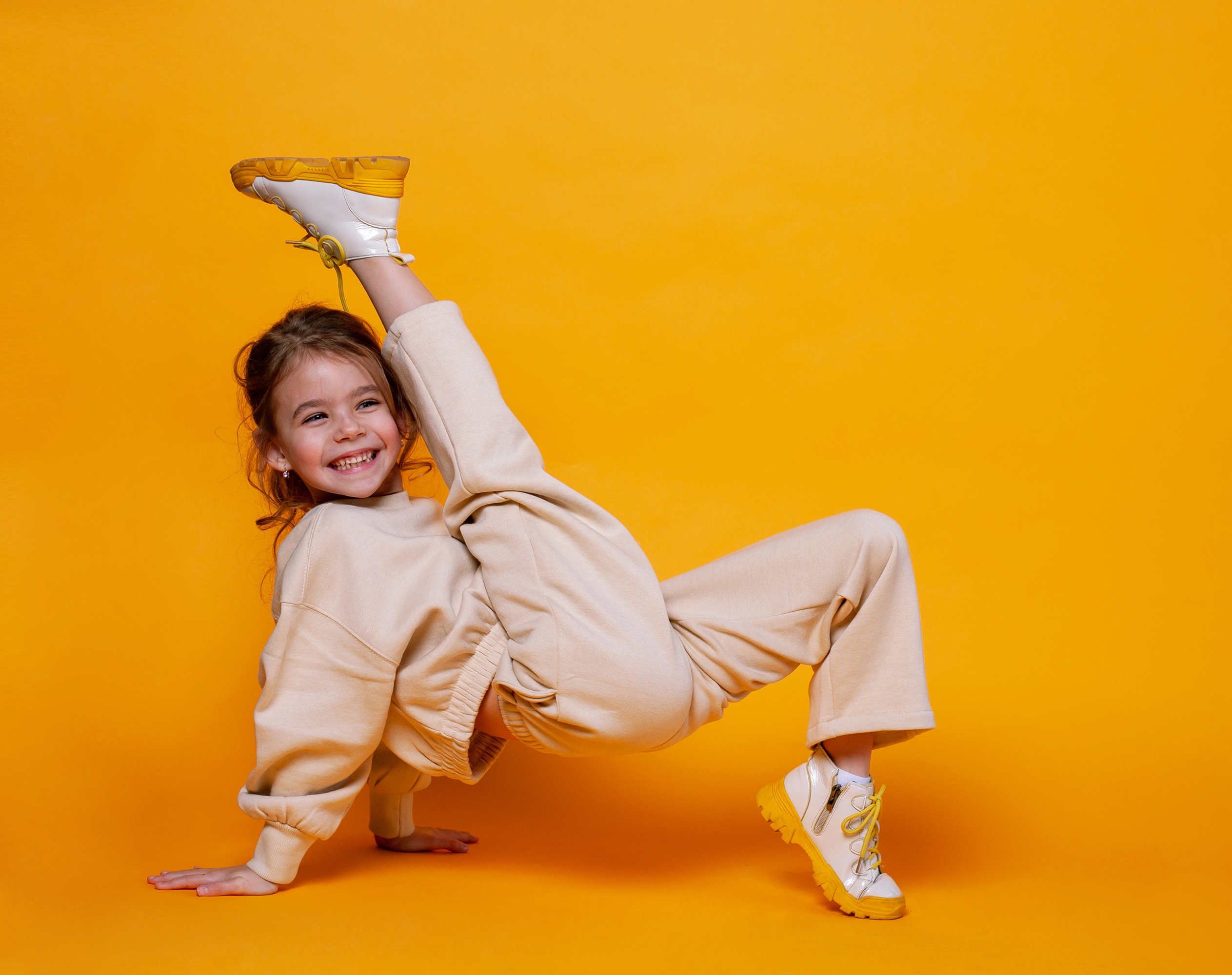 niña bailando